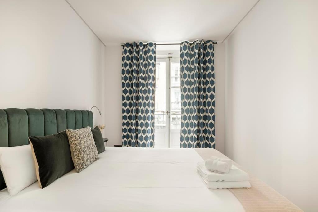 Lujoso Apartamento Cerca De Plaza Mayor Madrid Dış mekan fotoğraf