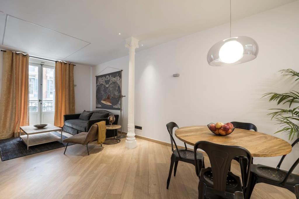 Lujoso Apartamento Cerca De Plaza Mayor Madrid Dış mekan fotoğraf